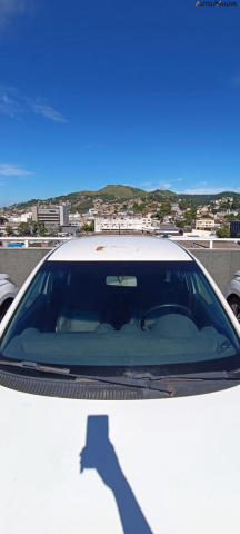 VOLKSWAGEN VOYAGE 1.6 MI COMFORTLINE 8V FLEX 4P MANUAL