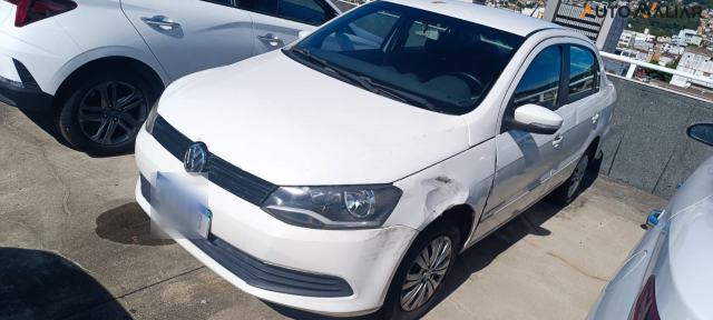 VOLKSWAGEN VOYAGE 1.6 MI COMFORTLINE 8V FLEX 4P MANUAL