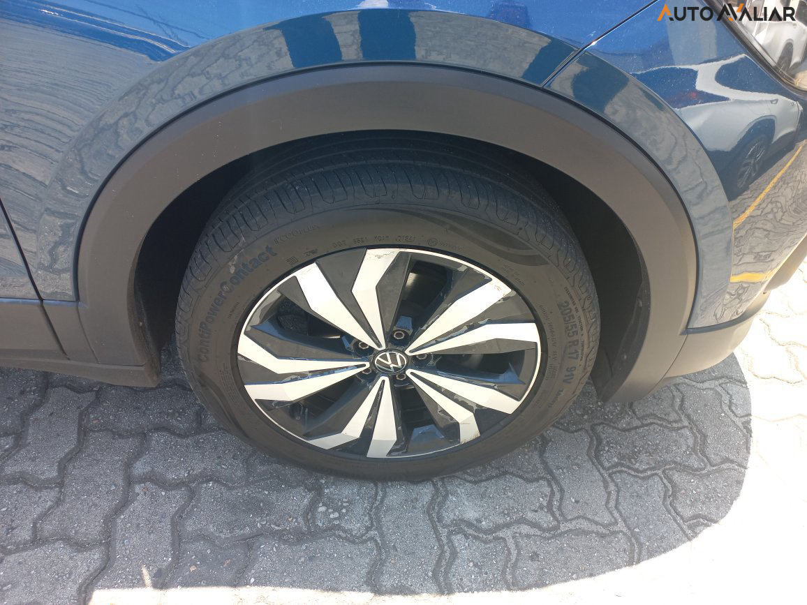 VOLKSWAGEN T-CROSS 1.0 200 TSI TOTAL FLEX COMFORTLINE AUTOMÁTICO