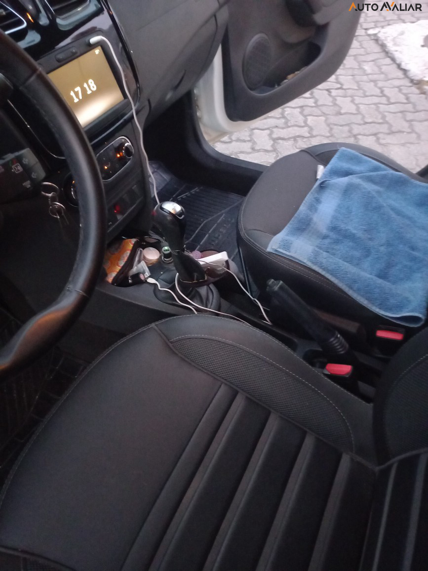 RENAULT SANDERO 1.6 16V SCE FLEX INTENSE X-TRONIC