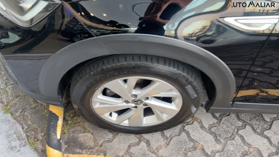 VOLKSWAGEN NIVUS 1.0 200 TSI TOTAL FLEX COMFORTLINE AUTOMÁTICO