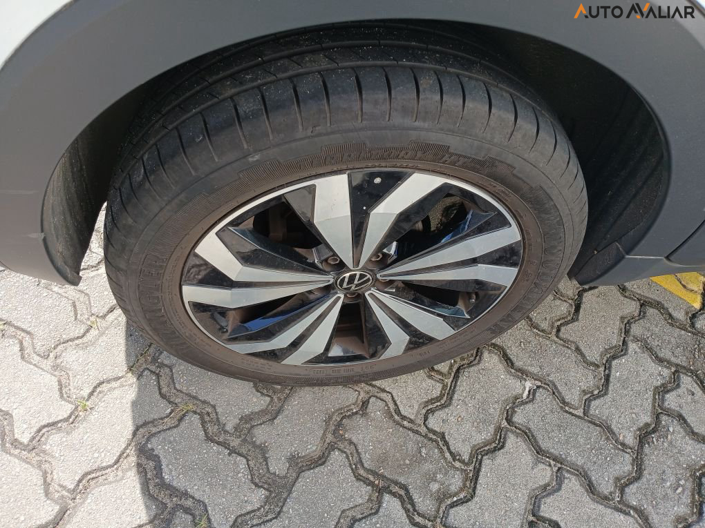VOLKSWAGEN T-CROSS 1.4 250 TSI TOTAL FLEX HIGHLINE AUTOMÁTICO