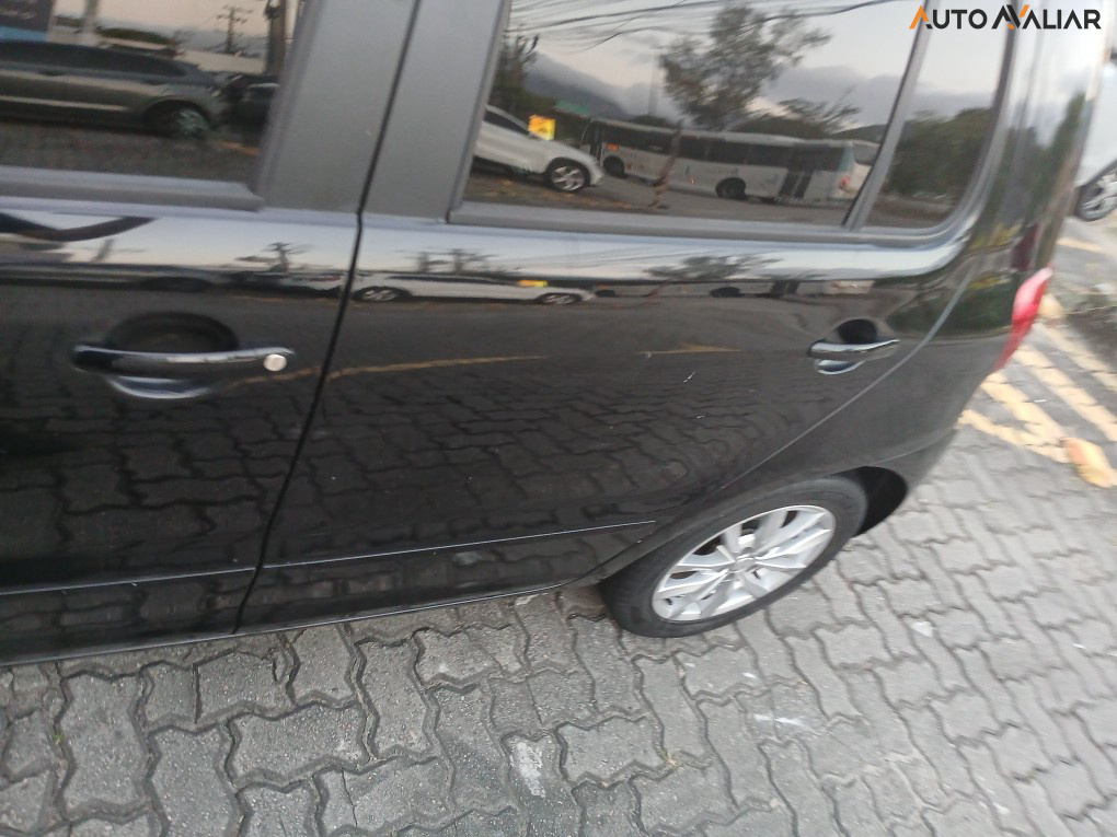 VOLKSWAGEN FOX 1.0 MI 8V FLEX 4P MANUAL
