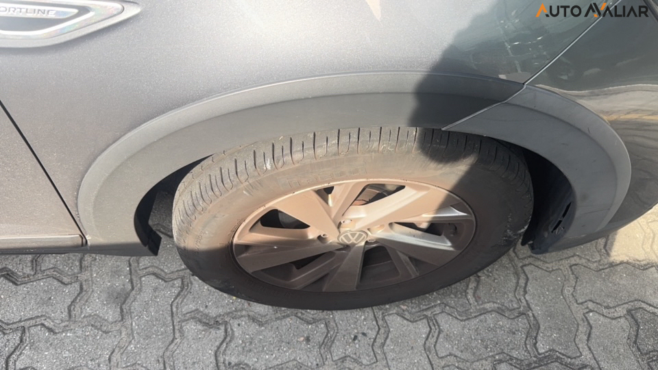 VOLKSWAGEN NIVUS 1.0 200 TSI TOTAL FLEX COMFORTLINE AUTOMÁTICO