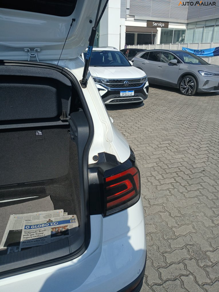 VOLKSWAGEN T-CROSS 1.0 200 TSI TOTAL FLEX SENSE AUTOMÁTICO