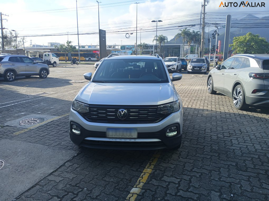 VOLKSWAGEN T-CROSS 1.0 200 TSI TOTAL FLEX COMFORTLINE AUTOMÁTICO