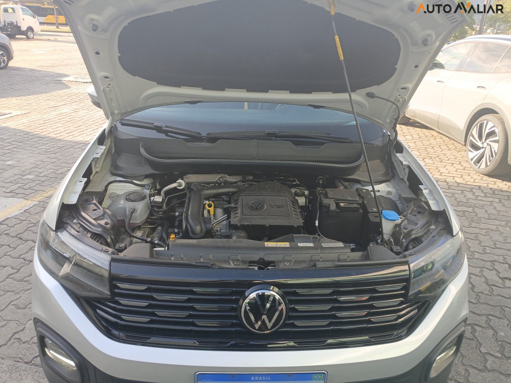 VOLKSWAGEN T-CROSS 1.0 200 TSI TOTAL FLEX COMFORTLINE AUTOMÁTICO