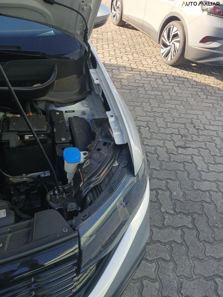 VOLKSWAGEN T-CROSS 1.0 200 TSI TOTAL FLEX COMFORTLINE AUTOMÁTICO