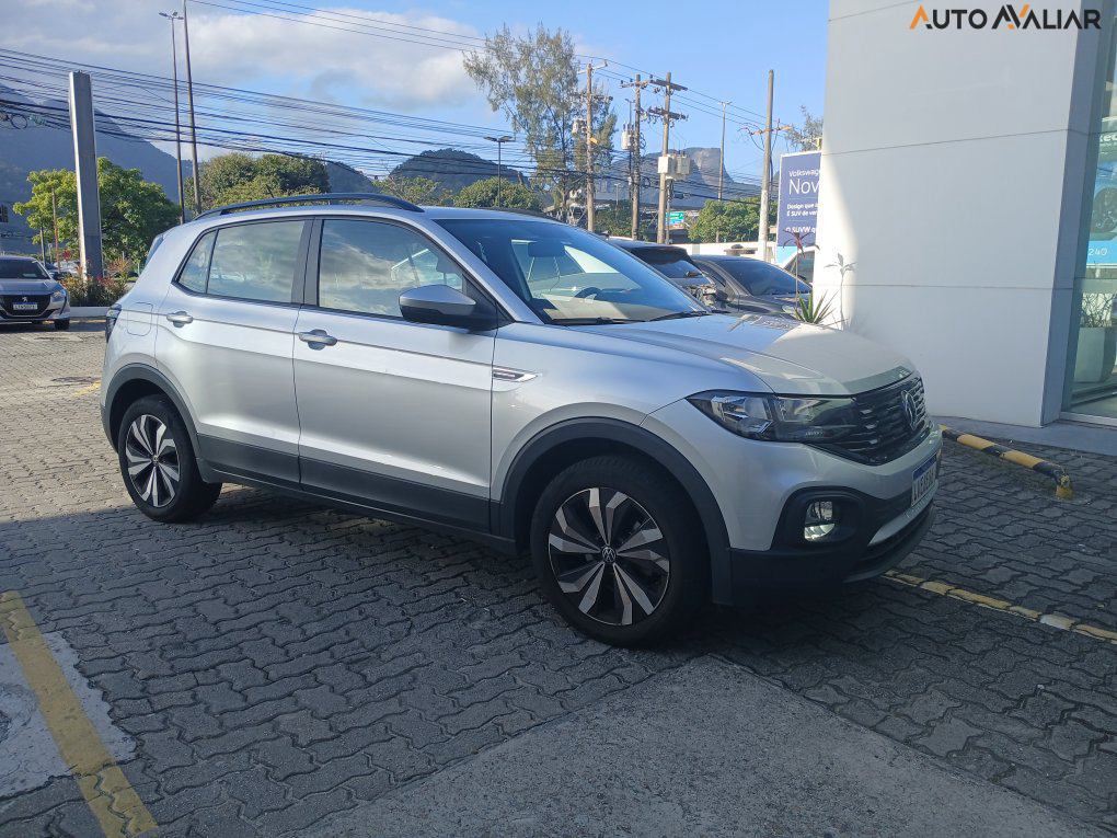 VOLKSWAGEN T-CROSS 1.0 200 TSI TOTAL FLEX COMFORTLINE AUTOMÁTICO