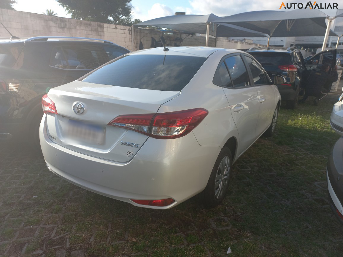 TOYOTA YARIS XL SEDAN 1.5 FLEX 16V 4P AUT.