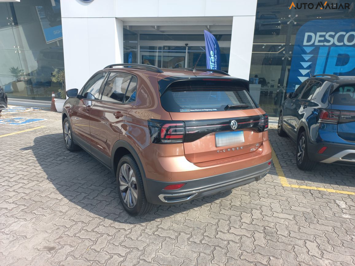 VOLKSWAGEN T-CROSS 1.0 200 TSI TOTAL FLEX COMFORTLINE AUTOMATICO
