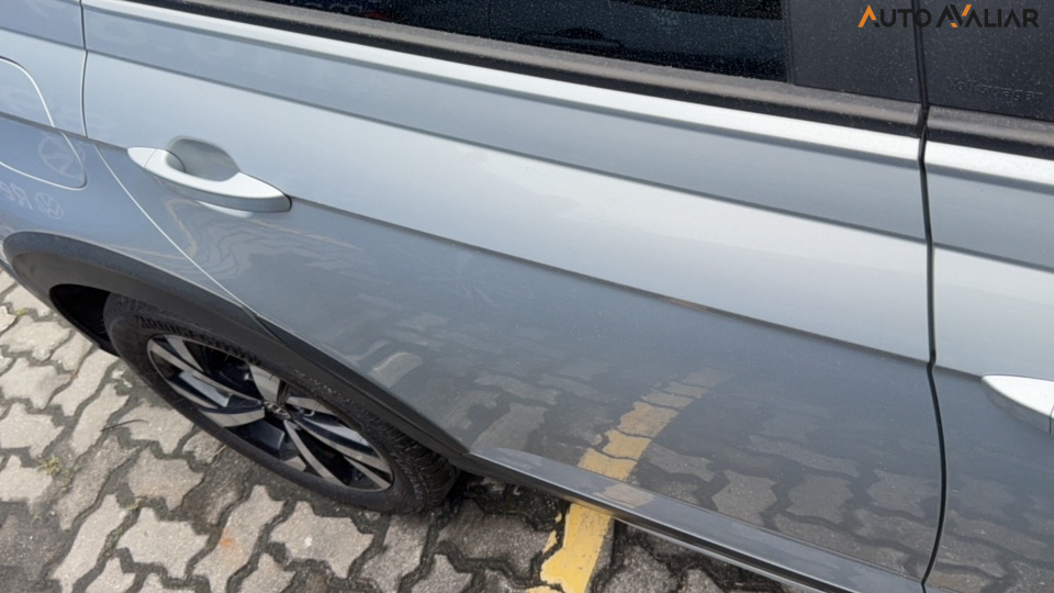 VOLKSWAGEN NIVUS 1.0 200 TSI TOTAL FLEX HIGHLINE AUTOM&Aacute;TICO