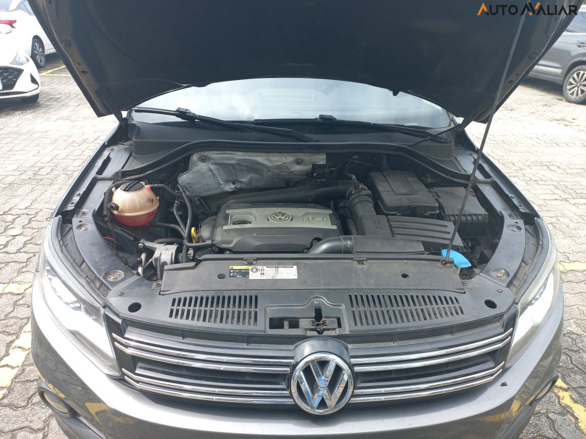 VOLKSWAGEN TIGUAN 2.0 TSI R-LINE 16V TURBO GASOLINA 4P TIPTRONIC