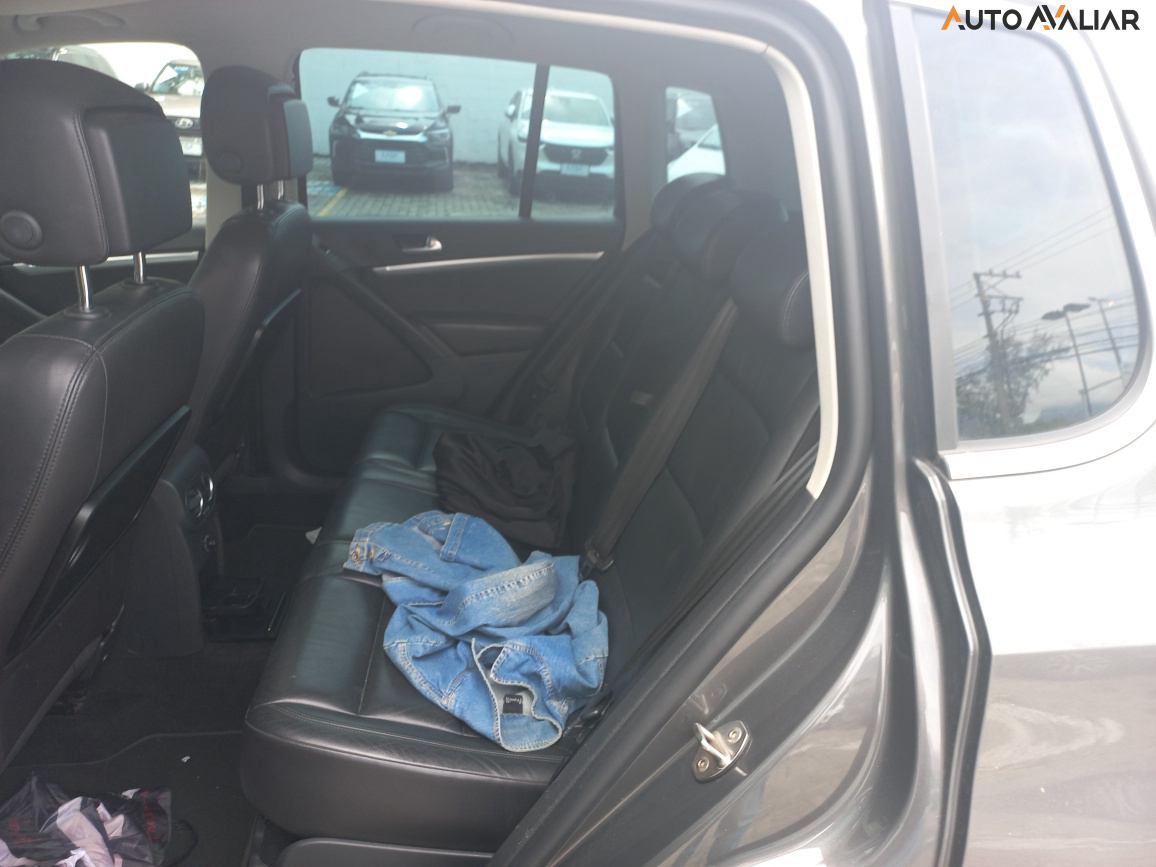 VOLKSWAGEN TIGUAN 2.0 TSI R-LINE 16V TURBO GASOLINA 4P TIPTRONIC