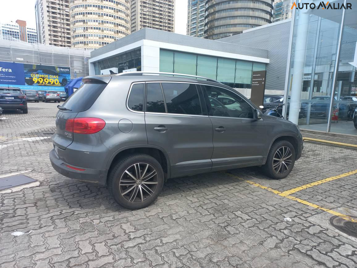 VOLKSWAGEN TIGUAN 2.0 TSI R-LINE 16V TURBO GASOLINA 4P TIPTRONIC