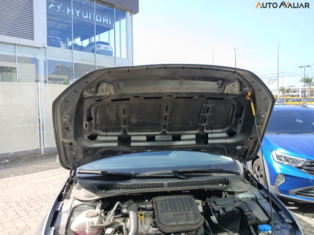 VOLKSWAGEN POLO 1.0 MPI MANUAL