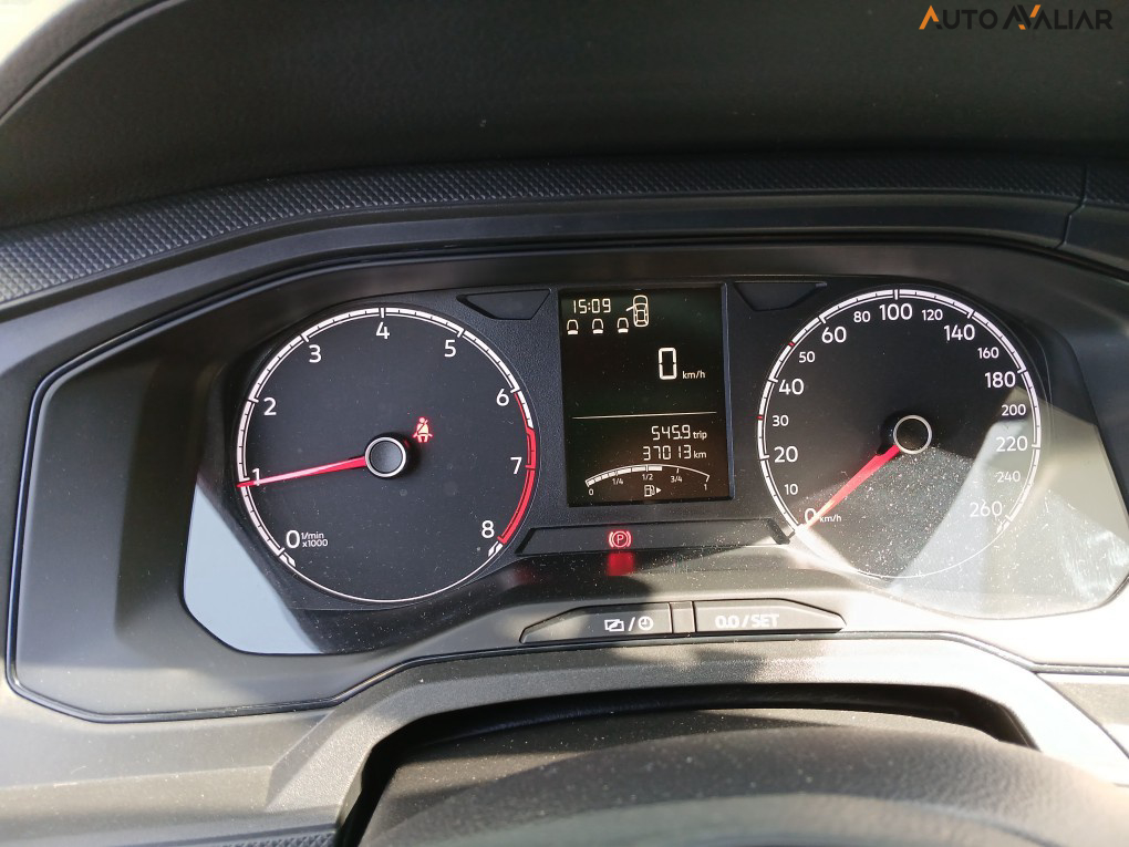 VOLKSWAGEN POLO 1.0 MPI MANUAL