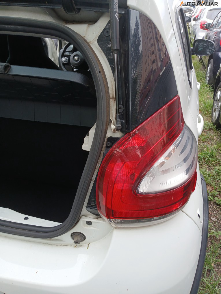 FIAT MOBI 1.0 EVO FLEX TREKKING MANUAL