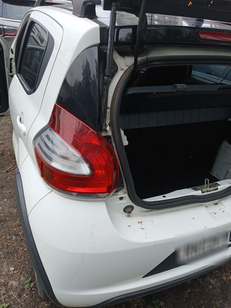 FIAT MOBI 1.0 EVO FLEX TREKKING MANUAL