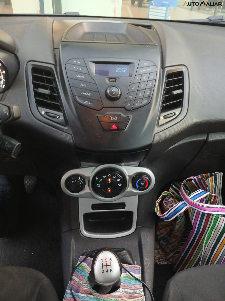 FORD FIESTA 1.5 SE HATCH 16V FLEX 4P MANUAL