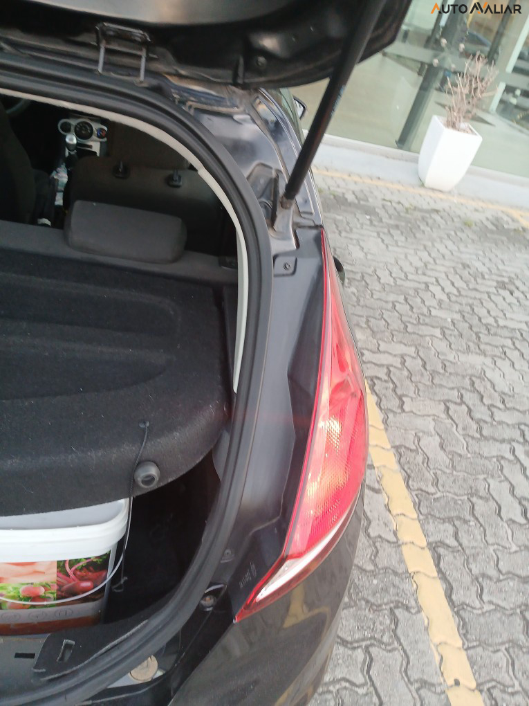 FORD FIESTA 1.5 SE HATCH 16V FLEX 4P MANUAL