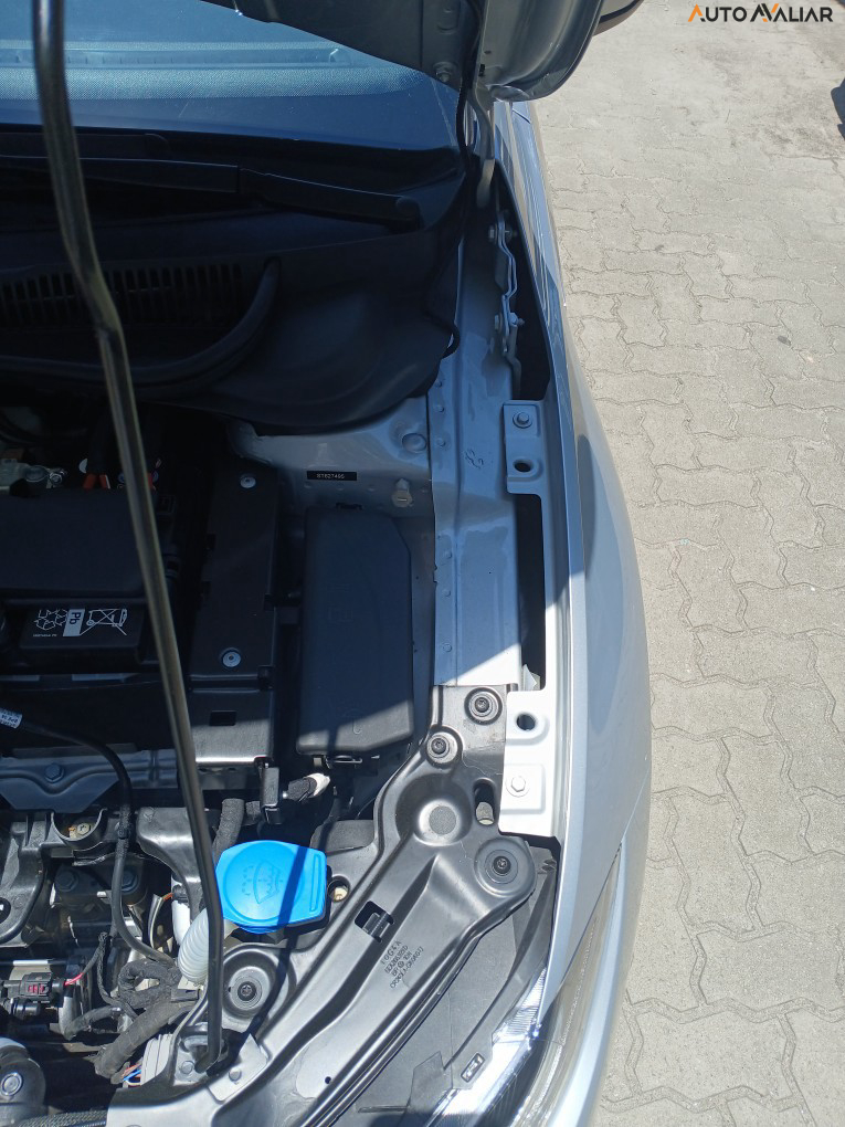 VOLKSWAGEN POLO 1.0 170 TSI COMFORTLINE AUTOM&Aacute;TICO