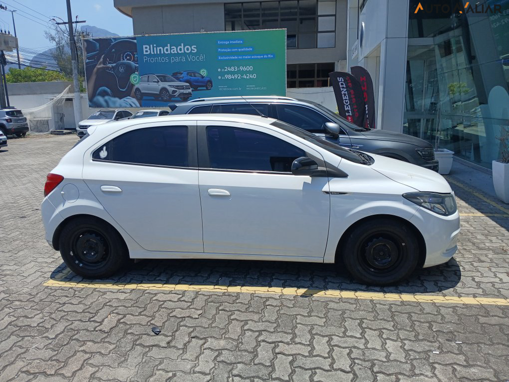 CHEVROLET ONIX 1.0 MPFI JOY 8V FLEX 4P MANUAL