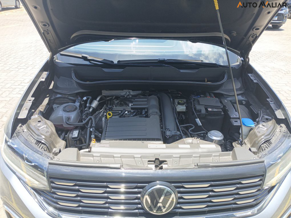 VOLKSWAGEN T-CROSS 1.4 250 TSI TOTAL FLEX HIGHLINE AUTOM&Aacute;TICO