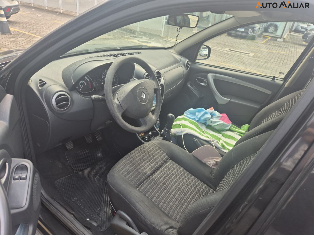 RENAULT SANDERO 1.0 EXPRESSION 16V FLEX 4P MANUAL