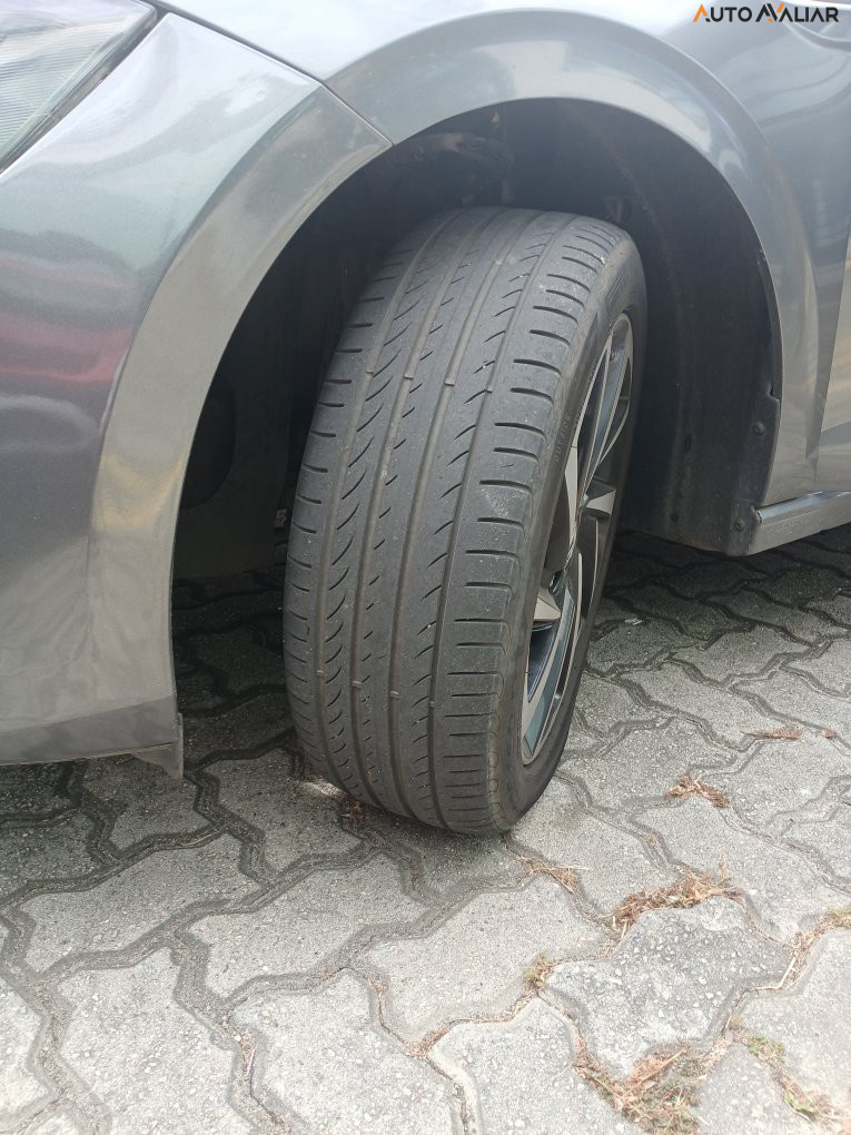 VOLKSWAGEN POLO 1.0 200 TSI HIGHLINE AUTOMATICO