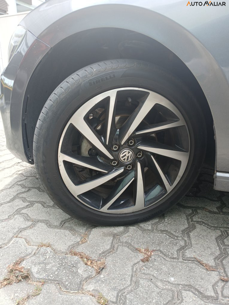 VOLKSWAGEN POLO 1.0 200 TSI HIGHLINE AUTOMATICO