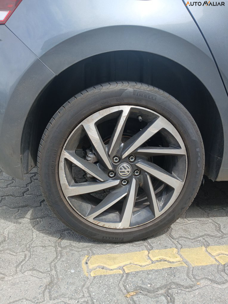 VOLKSWAGEN POLO 1.0 200 TSI HIGHLINE AUTOMATICO