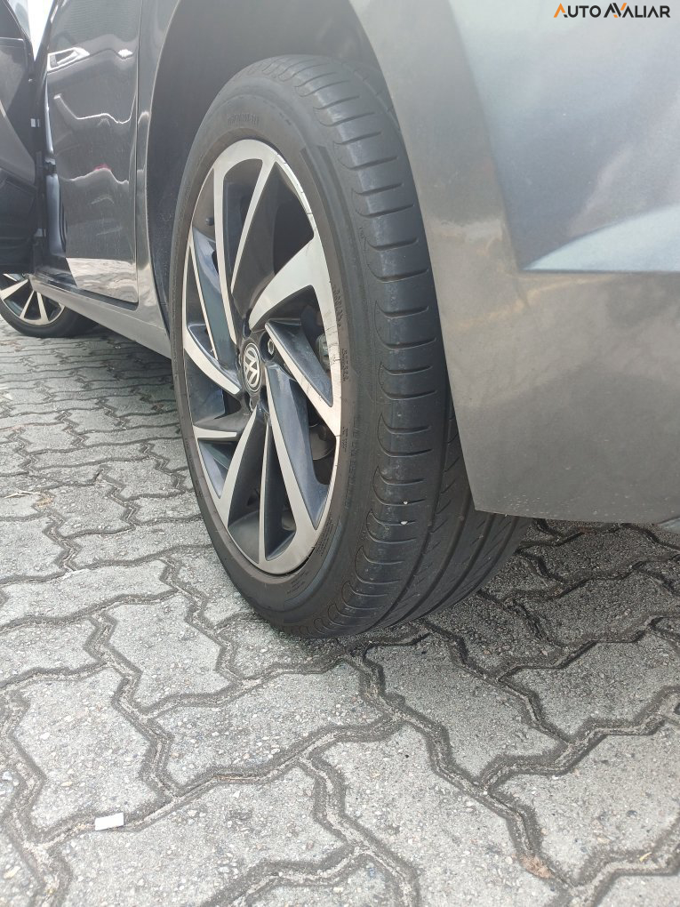 VOLKSWAGEN POLO 1.0 200 TSI HIGHLINE AUTOMATICO