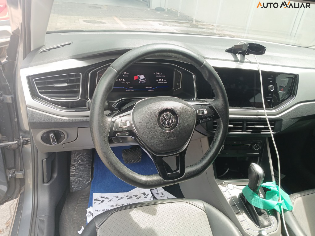 VOLKSWAGEN POLO 1.0 200 TSI HIGHLINE AUTOMATICO