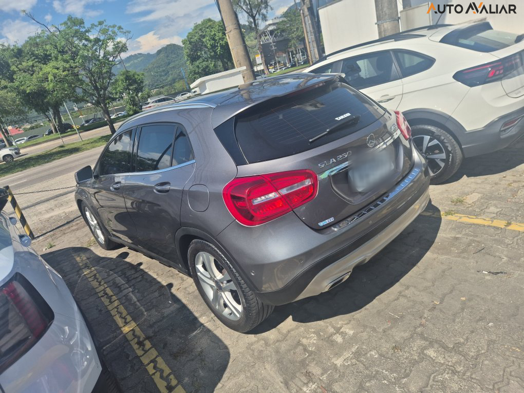 MERCEDES-BENZ GLA 250 2.0 16V TURBO GASOLINA SPORT 4P AUTOMATICO