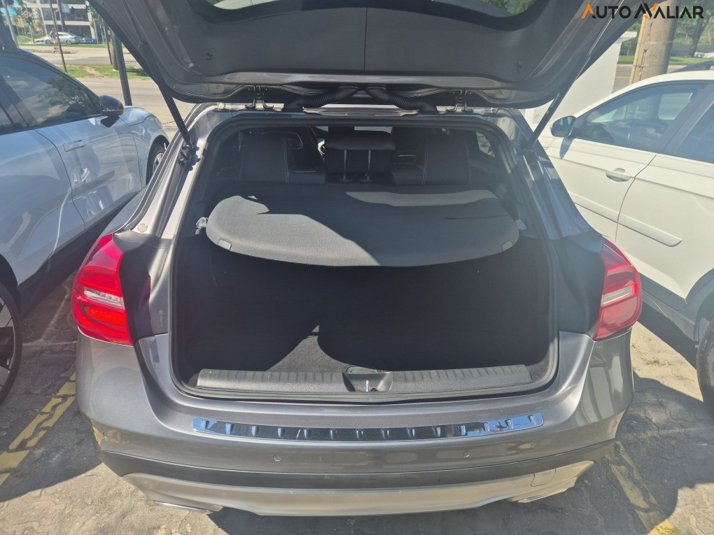 MERCEDES-BENZ GLA 250 2.0 16V TURBO GASOLINA SPORT 4P AUTOMATICO