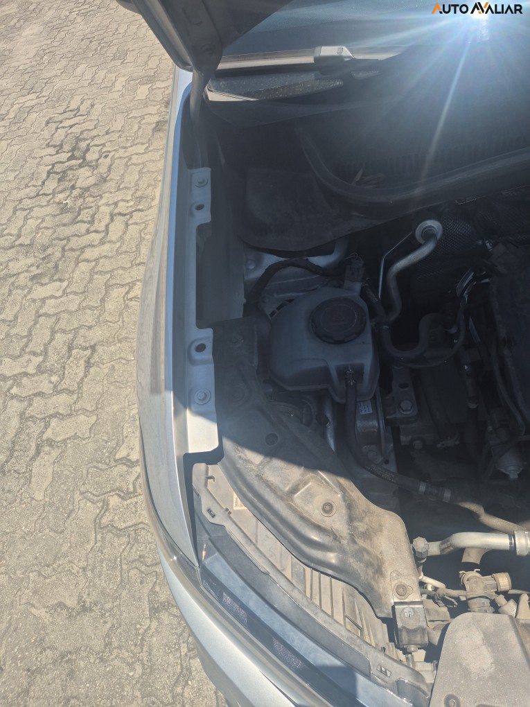 VOLKSWAGEN T-CROSS 1.0 200 TSI TOTAL FLEX COMFORTLINE AUTOM&Aacute;TICO