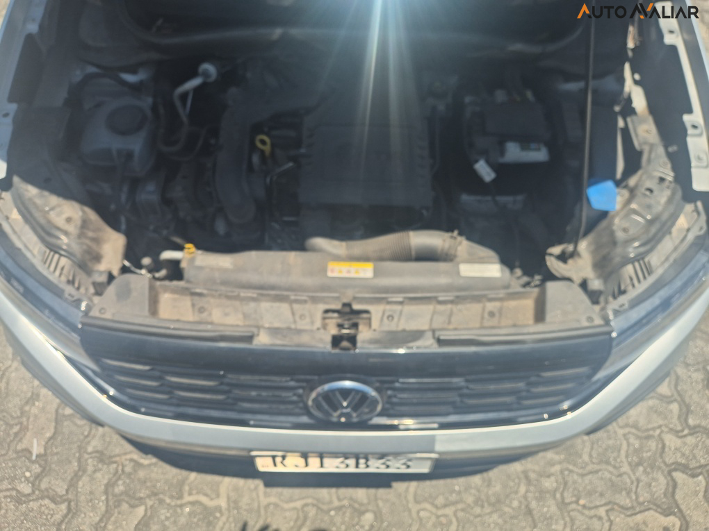 VOLKSWAGEN T-CROSS 1.0 200 TSI TOTAL FLEX COMFORTLINE AUTOM&Aacute;TICO