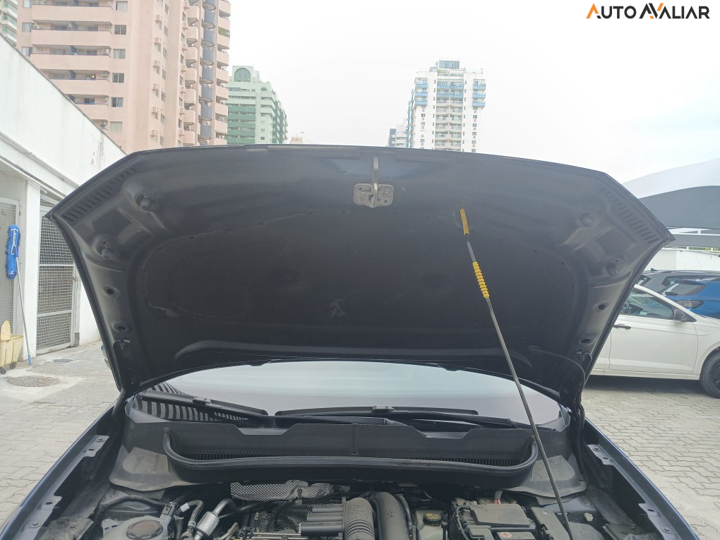 VOLKSWAGEN T-CROSS 1.4 250 TSI TOTAL FLEX HIGHLINE AUTOM&Aacute;TICO