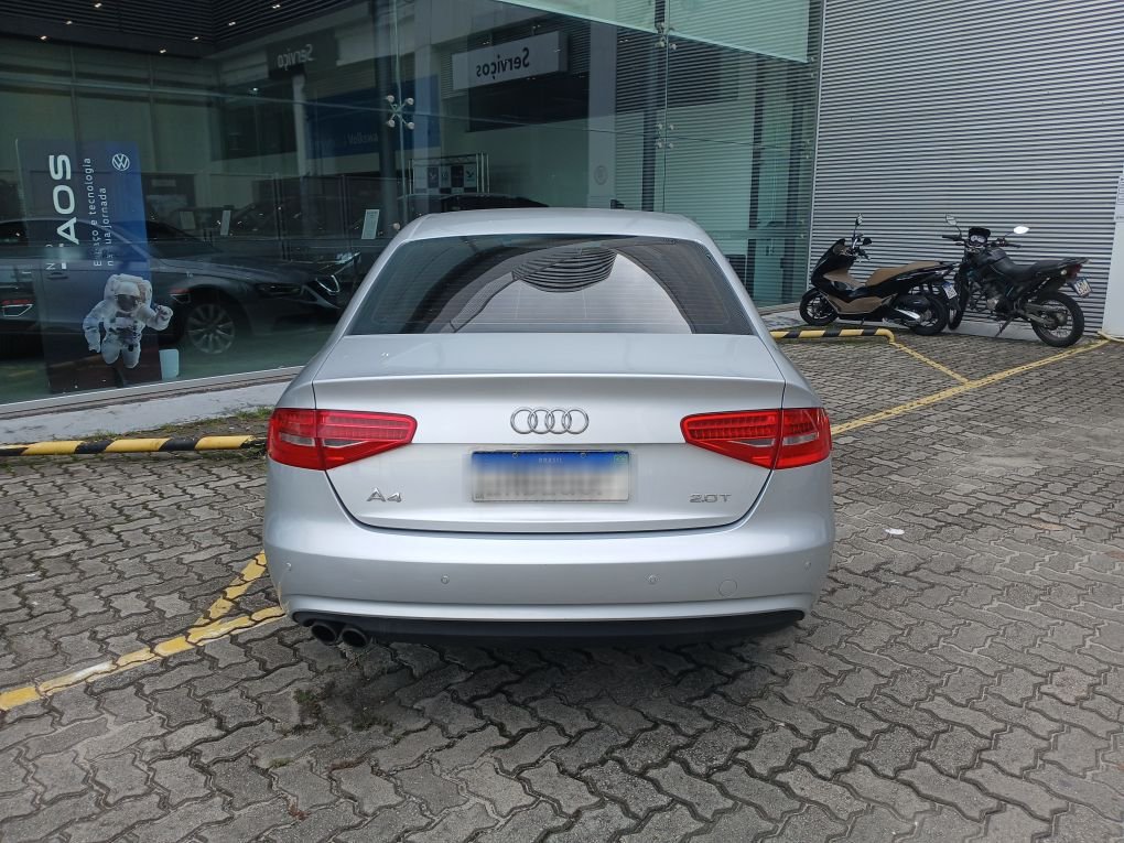 AUDI A4 2.0 TFSI AMBIENTE 183CV GASOLINA 4P MULTITRONIC