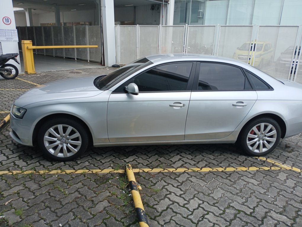 AUDI A4 2.0 TFSI AMBIENTE 183CV GASOLINA 4P MULTITRONIC