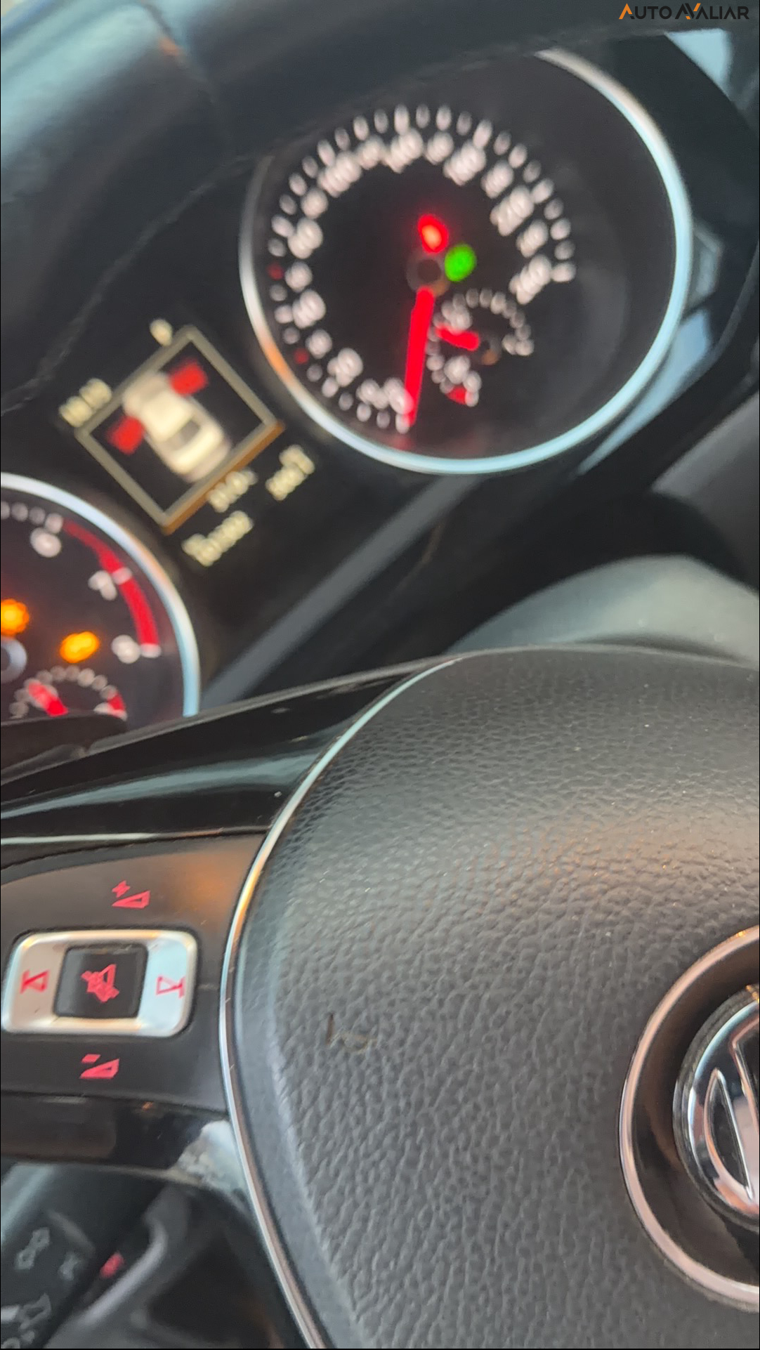 VOLKSWAGEN JETTA 2.0 TSI HIGHLINE 211CV GASOLINA 4P TIPTRONIC