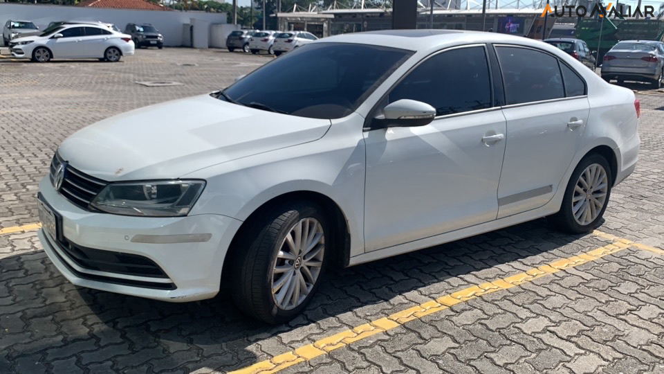 VOLKSWAGEN JETTA 2.0 COMFORTLINE FLEX 4P TIPTRONIC