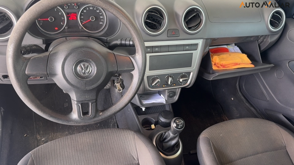 VOLKSWAGEN VOYAGE 1.6 MI 8V FLEX 4P MANUAL