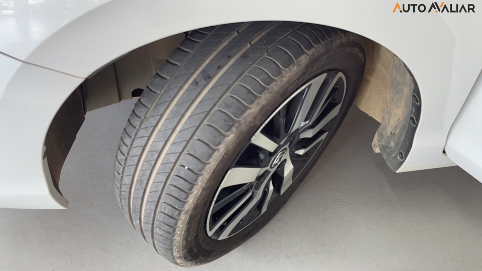 HONDA CITY 1.5 I-VTEC FLEX HATCH TOURING CVT