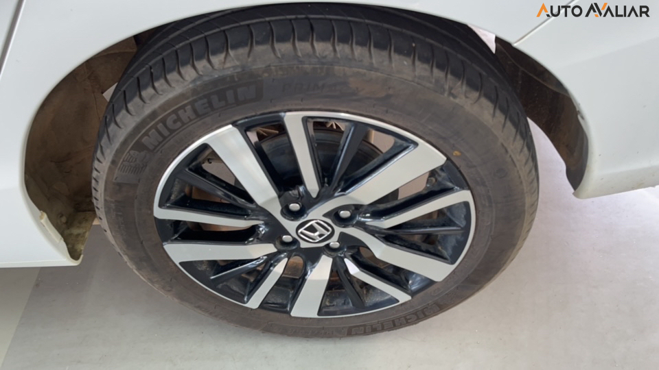 HONDA CITY 1.5 I-VTEC FLEX HATCH TOURING CVT