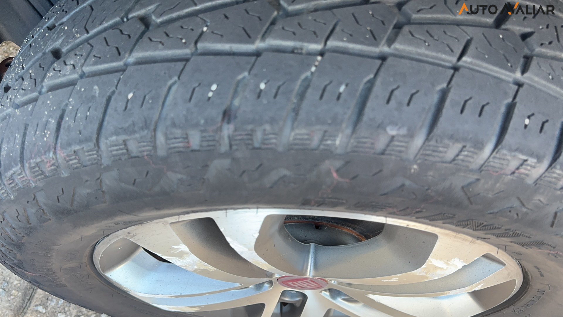 FIAT TORO 2.0 16V TURBO DIESEL FREEDOM 4WD AT9