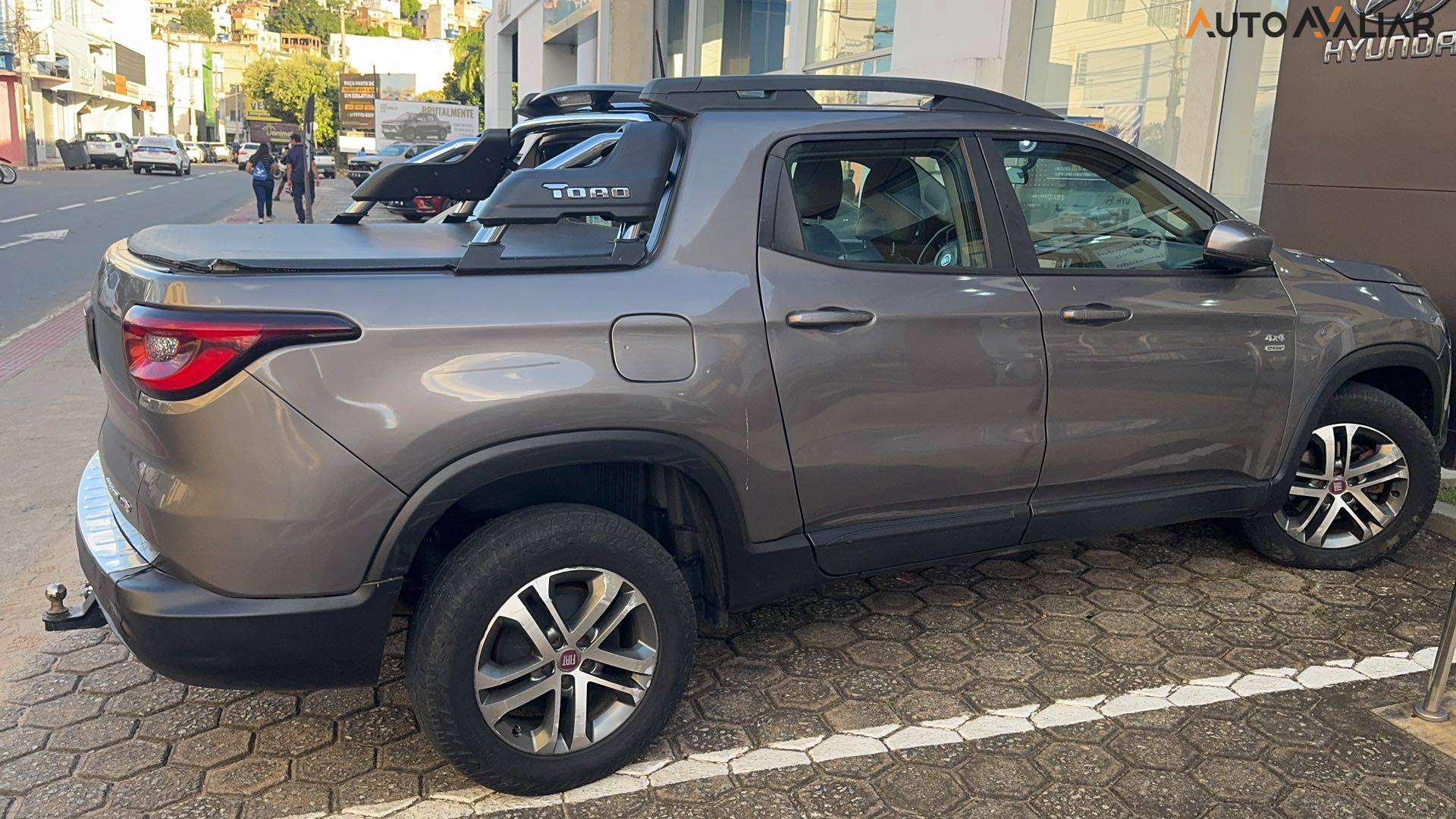 FIAT TORO 2.0 16V TURBO DIESEL FREEDOM 4WD AT9