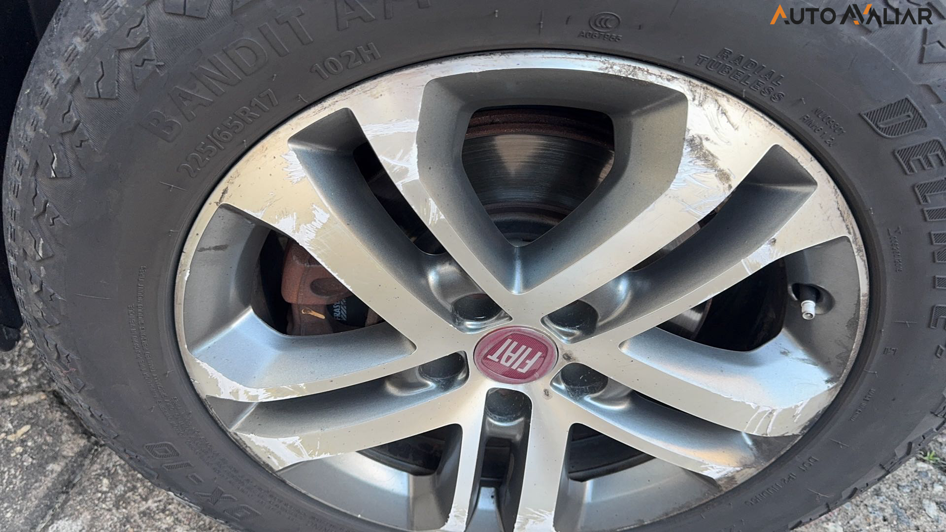 FIAT TORO 2.0 16V TURBO DIESEL FREEDOM 4WD AT9