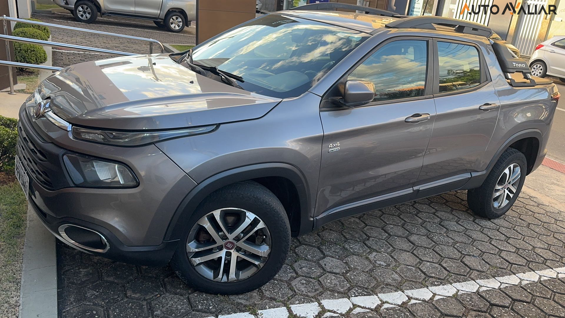 FIAT TORO 2.0 16V TURBO DIESEL FREEDOM 4WD AT9